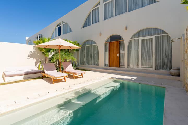 Villa Lodo Suites